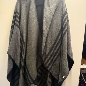 BB Dakota Charcoal and Black Knit Poncho